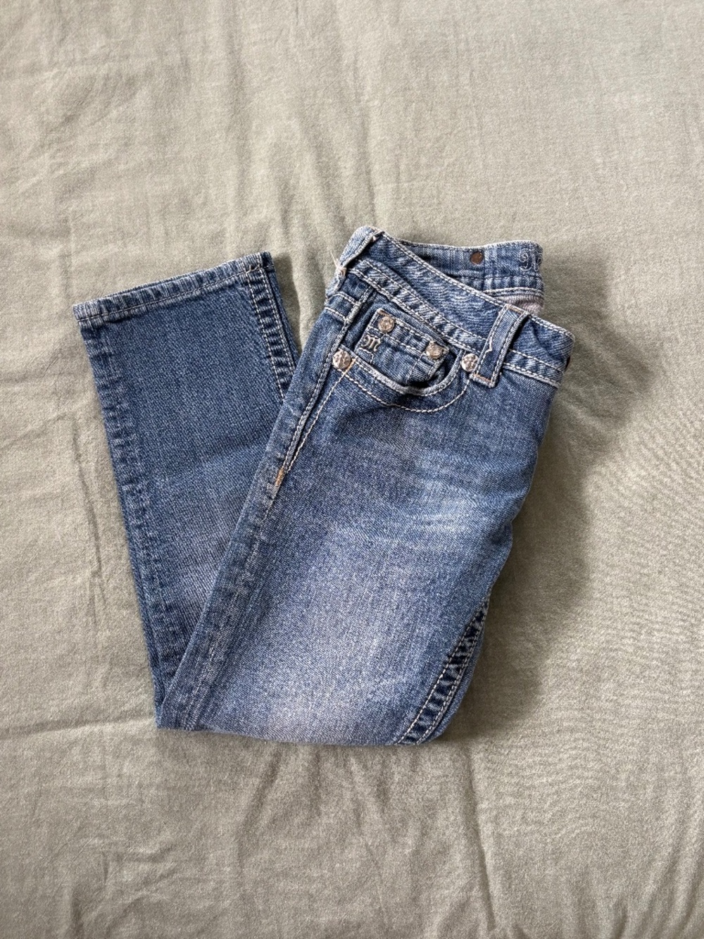 Miss Me Capris - Size 25